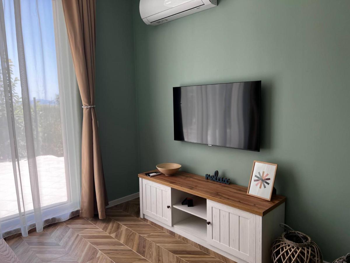 Las Brisas Garden Apartment Burgas Exterior foto